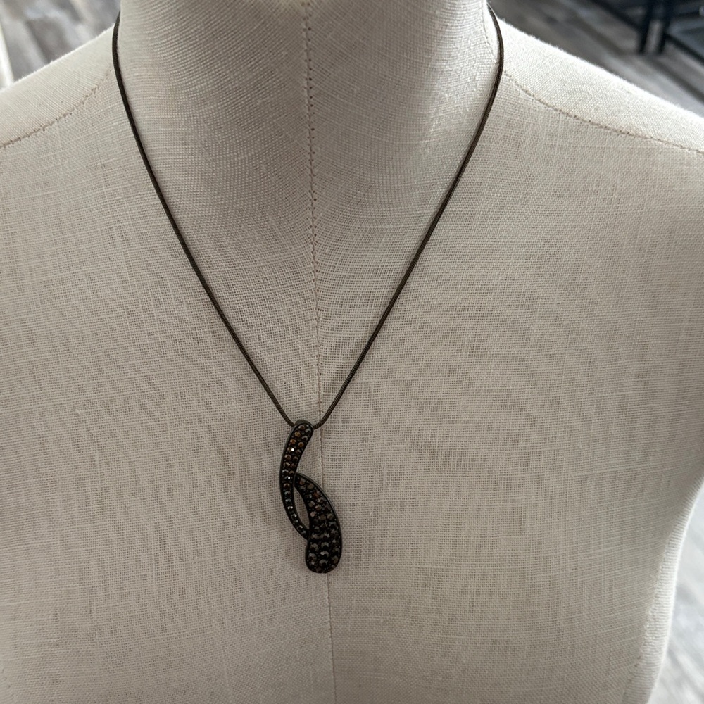 Modernist pendant design by Lia Sophia